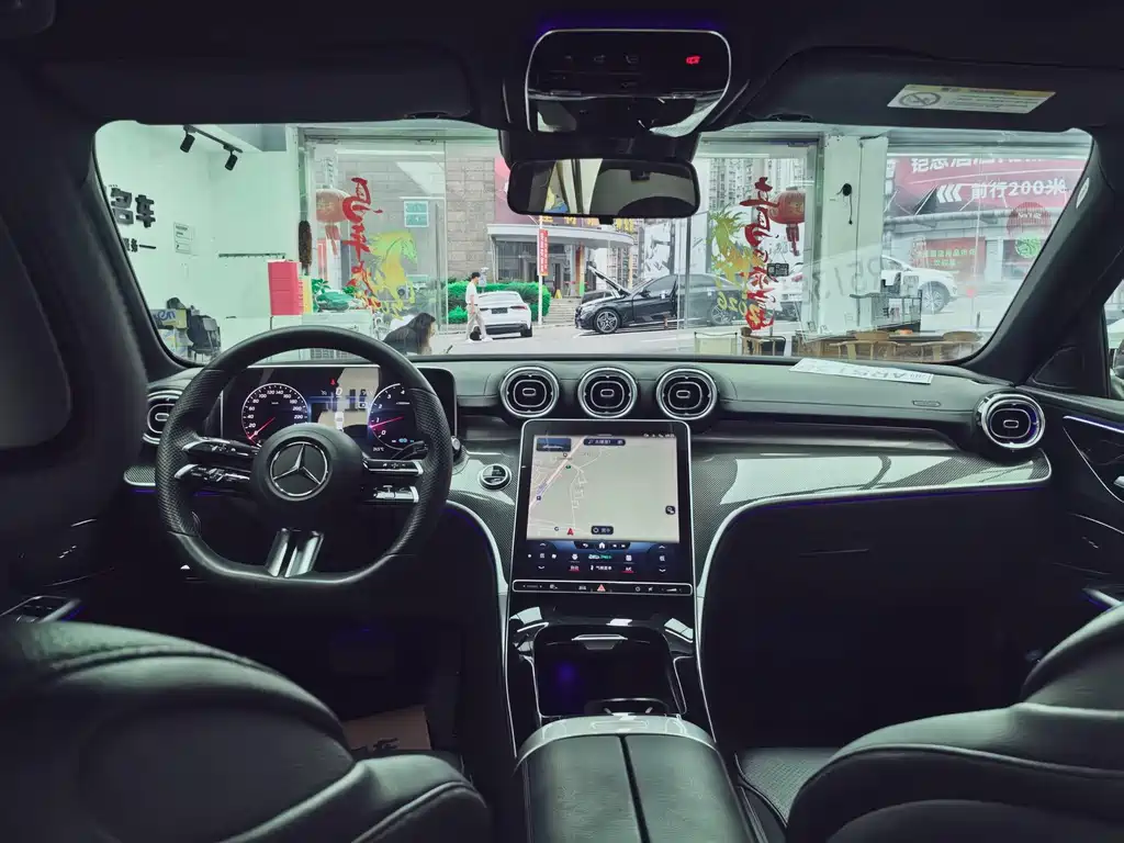 Mercedes-Benz C-Class — миниатюра 3