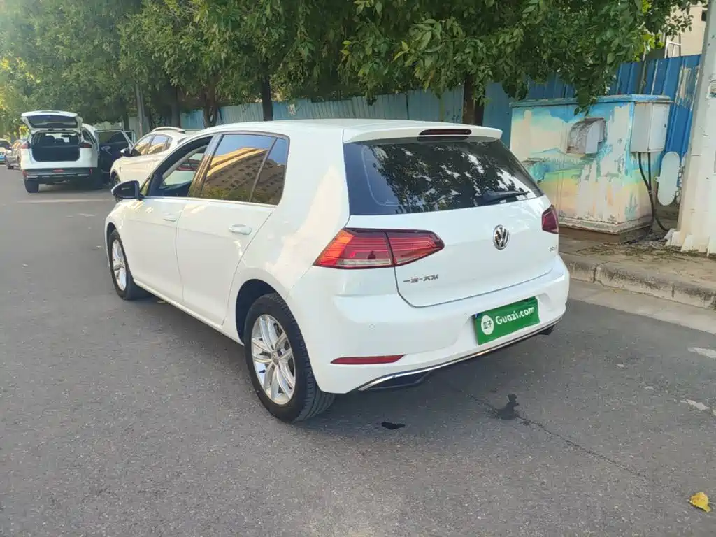 Volkswagen Golf — миниатюра 5