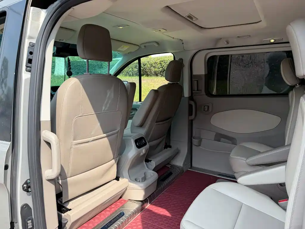 Ford Tourneo 2017 2.0T AT Elite