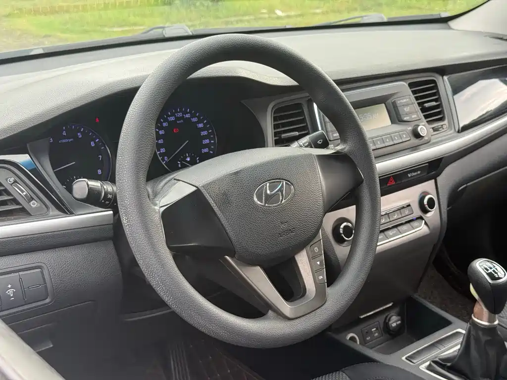 Hyundai Mistra — миниатюра 16