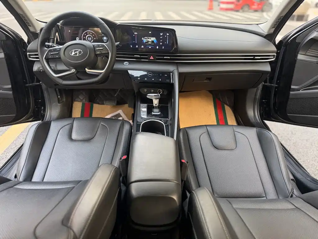 Hyundai Elantra — миниатюра 5