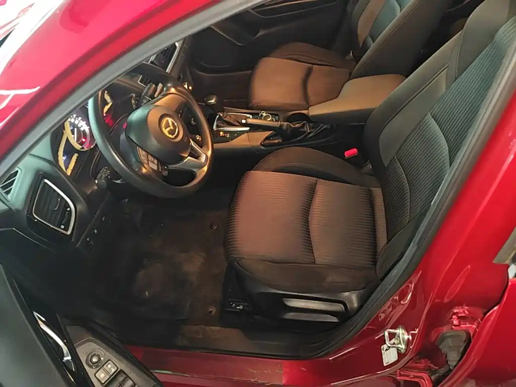 Mazda 3 Axela — миниатюра 15