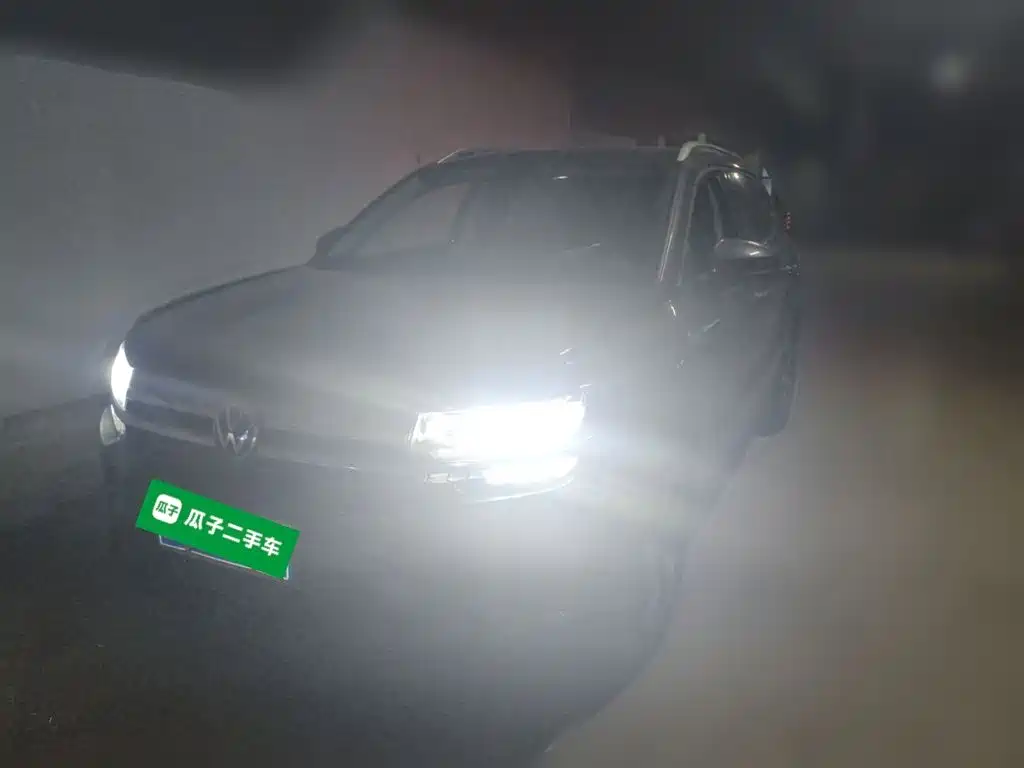 Volkswagen Tharu