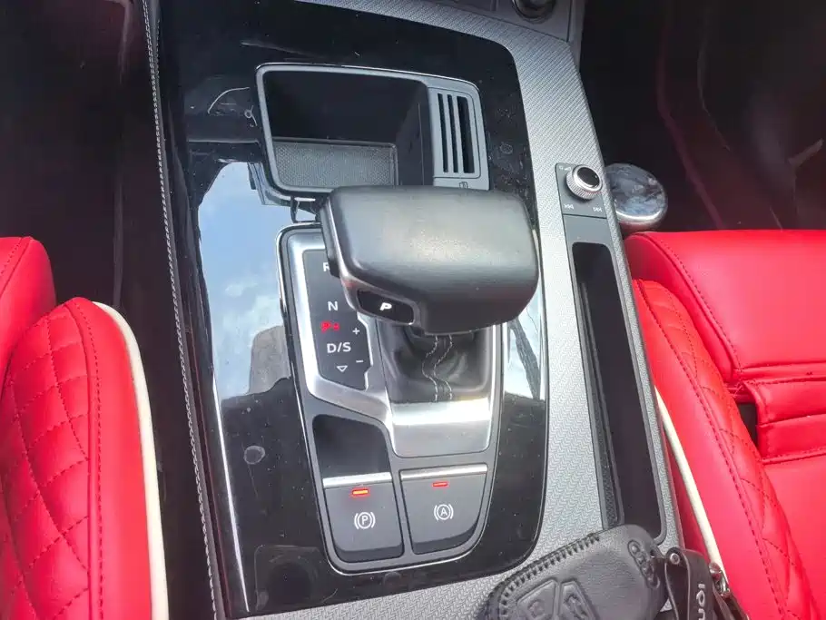 Audi Q5L — миниатюра 16