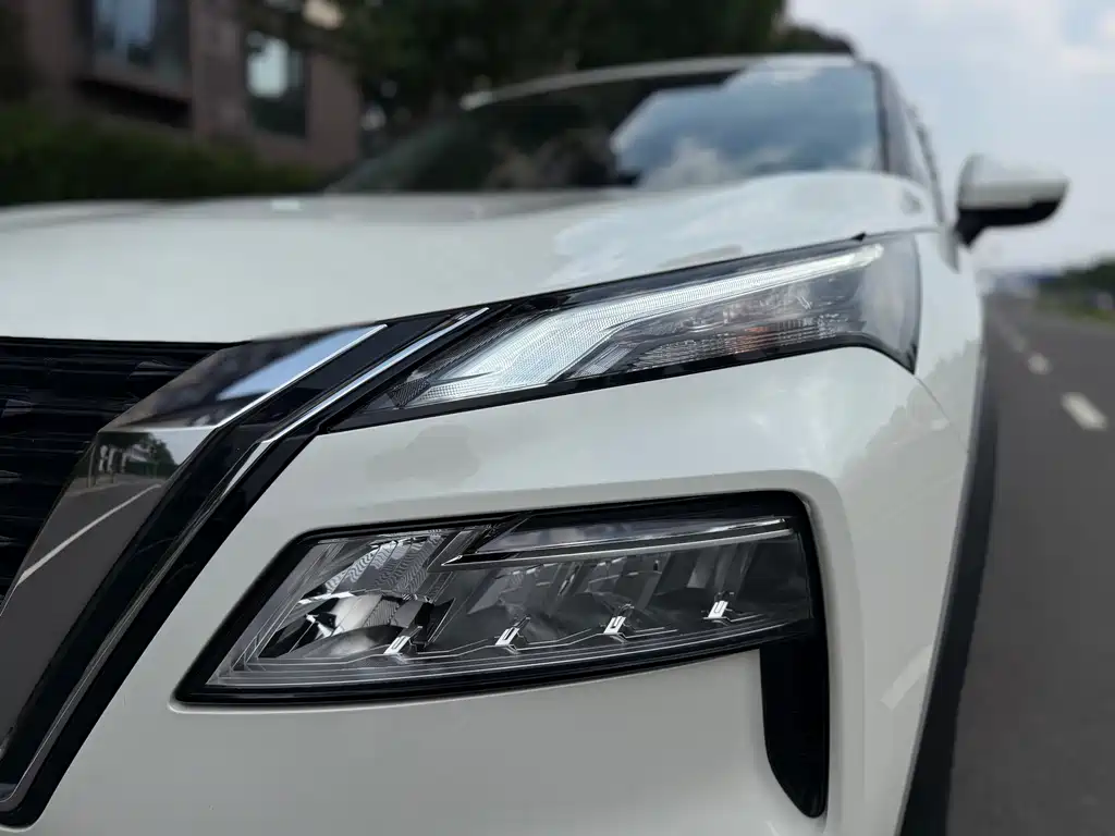 Nissan X-Trail — миниатюра 26