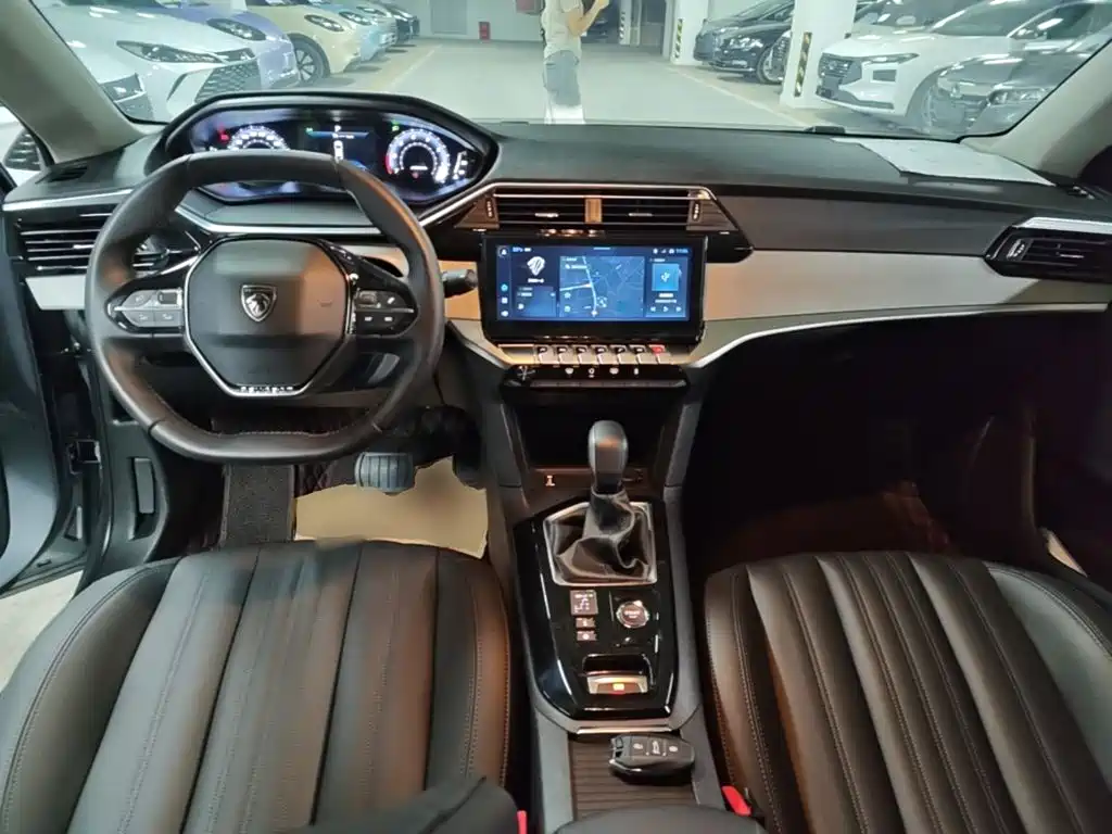 Peugeot 408 — миниатюра 10