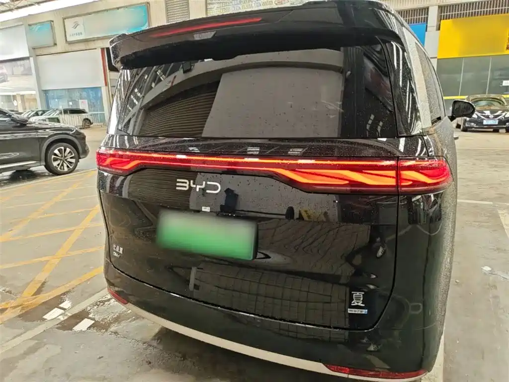 BYD Xia 2025 DM-i 1.5T 180km