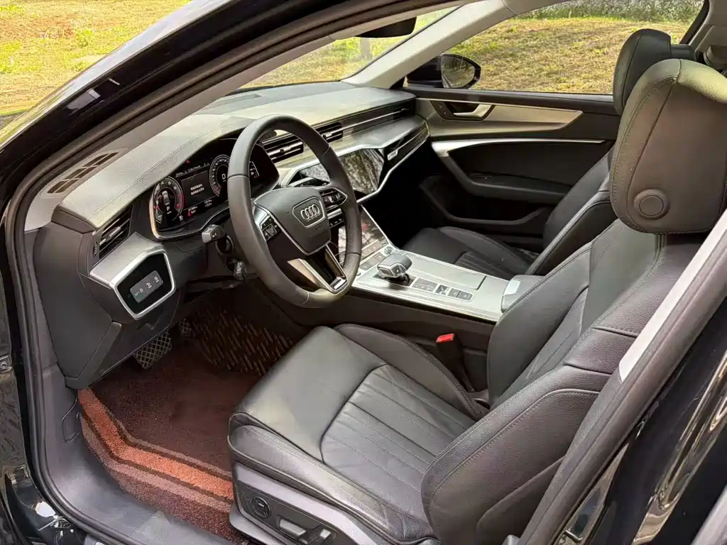 Audi A6L 2020 40 TFSI Luxury