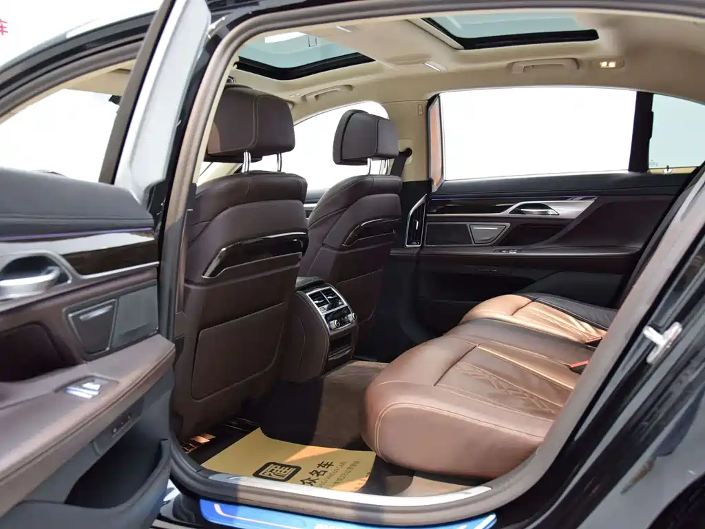 BMW 7 Series 7 2021 730Li Luxury