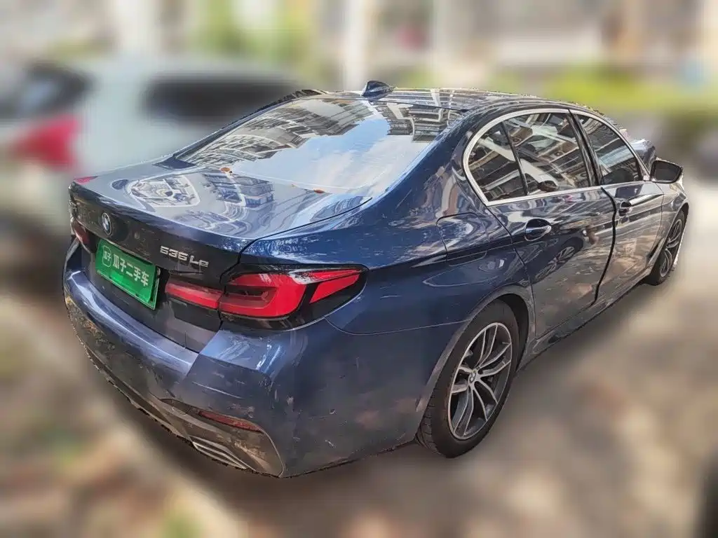 BMW 5 Series New Energy — миниатюра 4