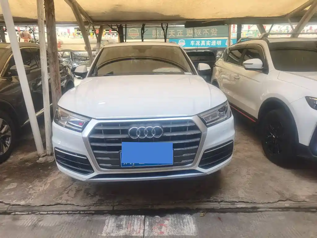 Audi Q5L — миниатюра 2