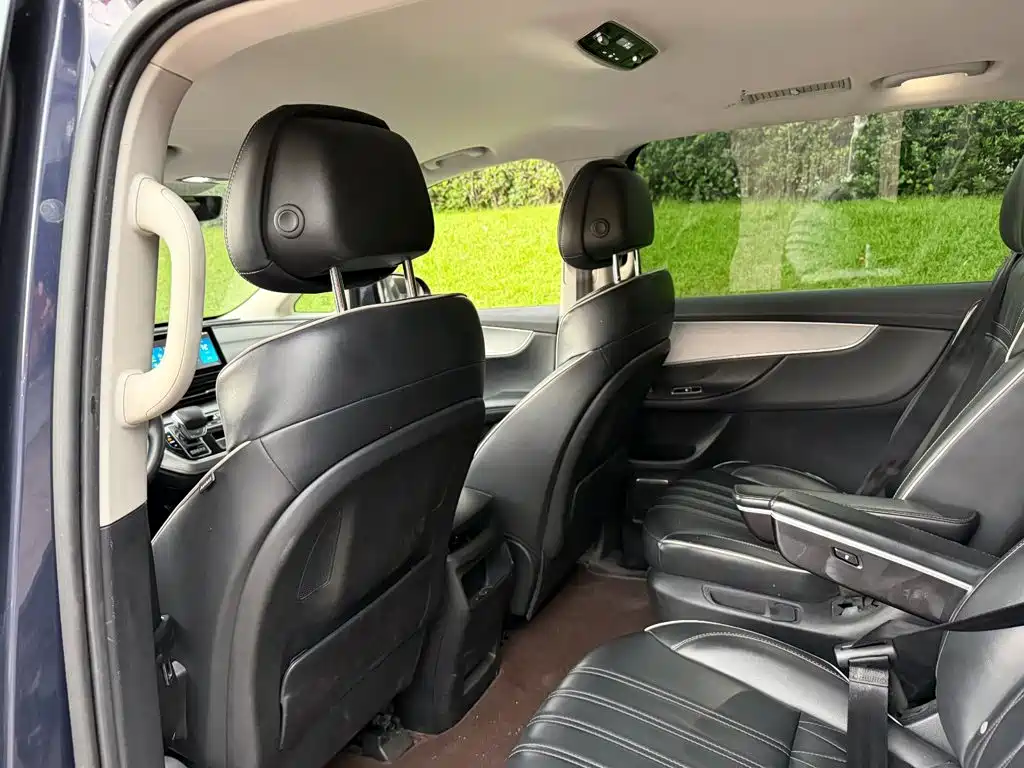 Roewe iMAX8 — миниатюра 10