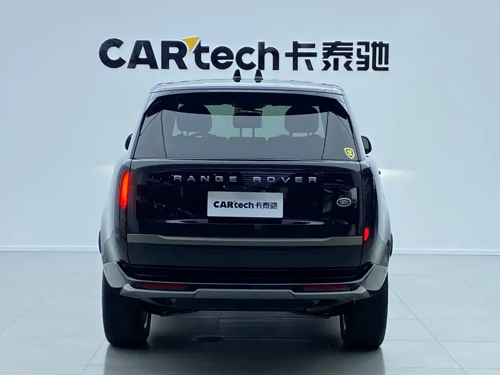 Land Rover Range Rover 2023 3.0 L6 360PS