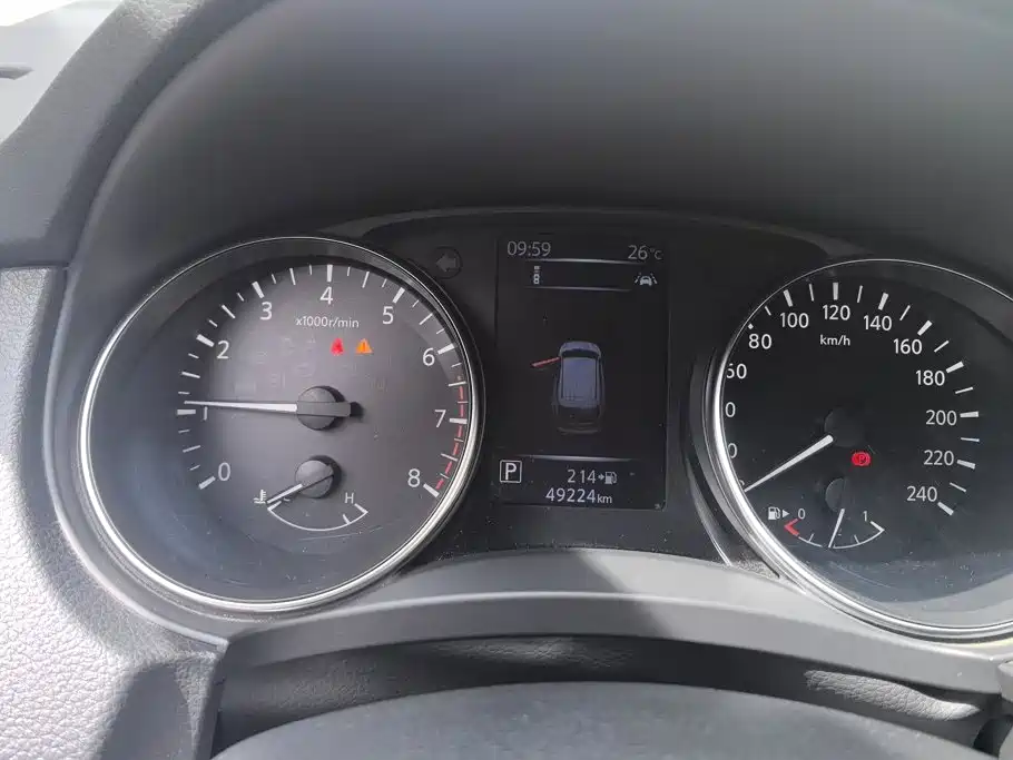 Nissan Qashqai — миниатюра 14