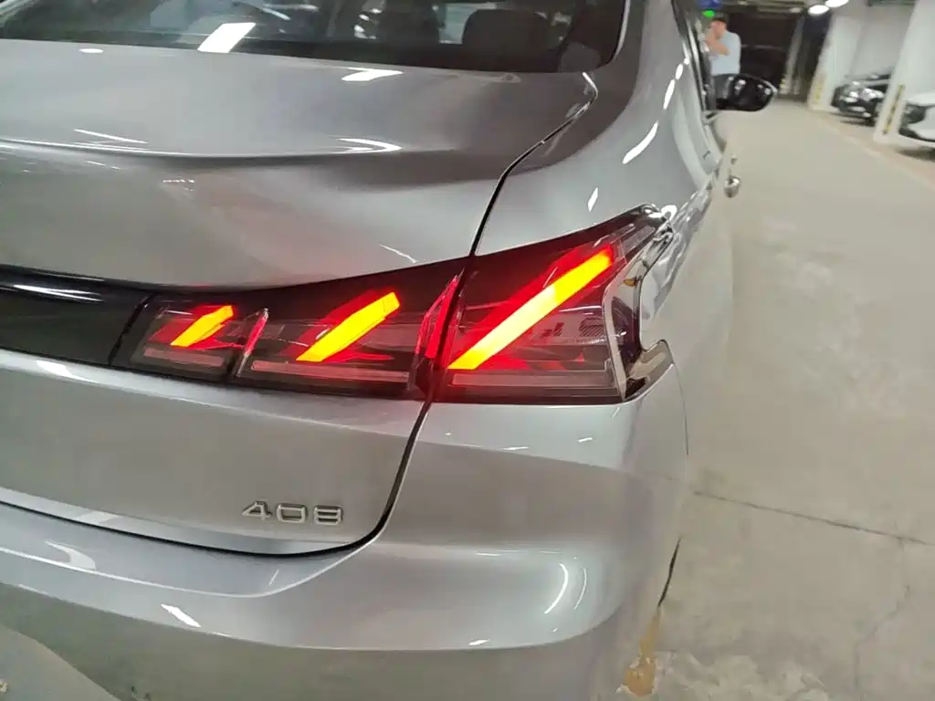 Peugeot 408 — миниатюра 8
