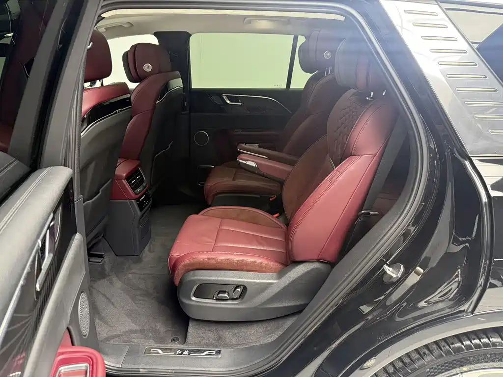 Hongqi Hongqi E-HS9 — миниатюра 8