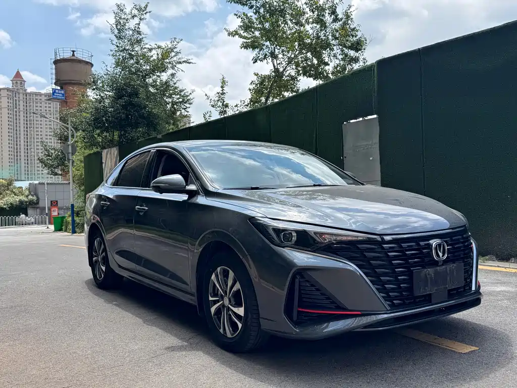 Changan Eado — миниатюра 3