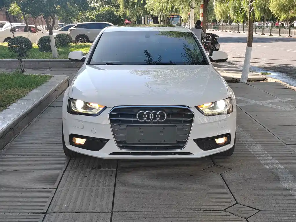 Audi A4L — миниатюра 2