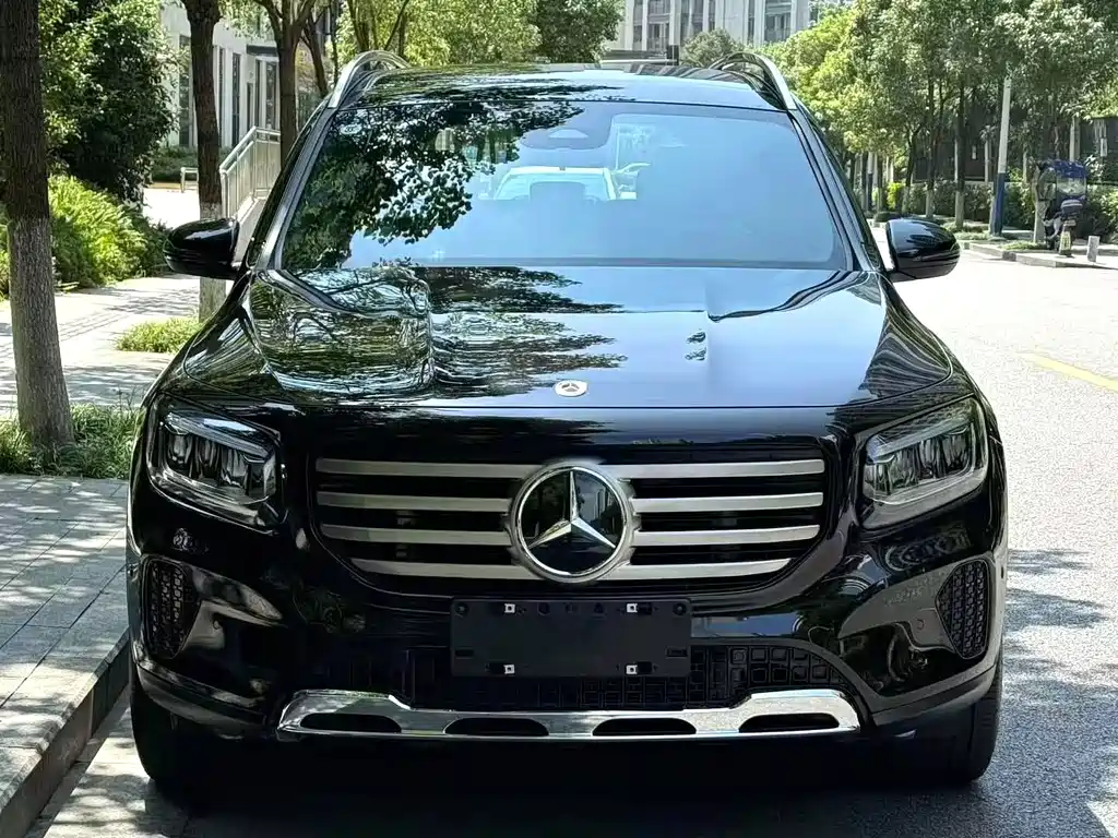 Mercedes-Benz GLB — миниатюра 2