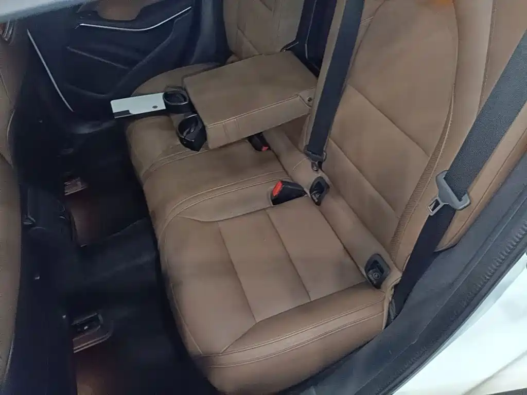 Mercedes-Benz GLA — миниатюра 17