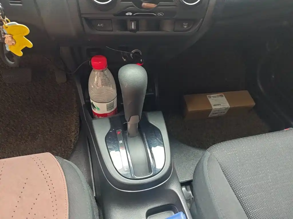 Honda Fit — миниатюра 14