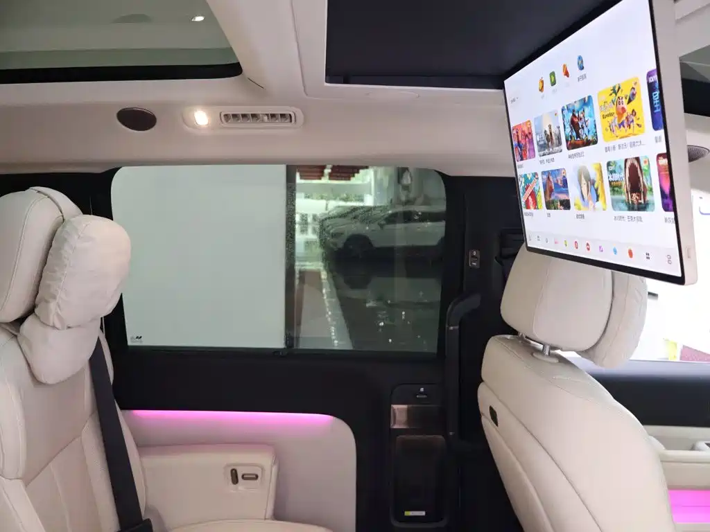 Li Auto Li MEGA — миниатюра 27