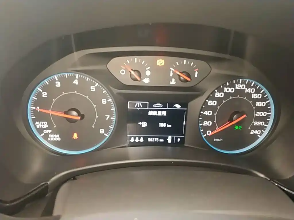 Chevrolet Equinox — миниатюра 12