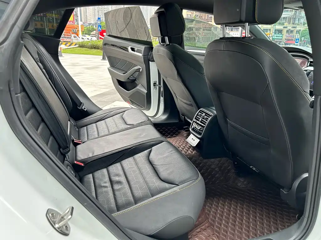 Volkswagen CC — миниатюра 12
