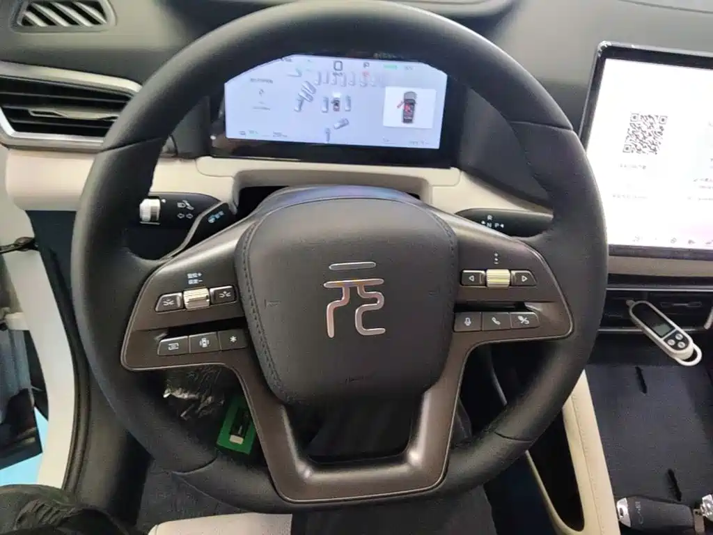 BYD Yuan UP — миниатюра 11