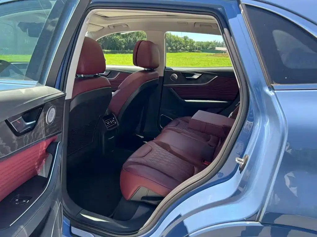 Hongqi Hongqi HS5 — миниатюра 10