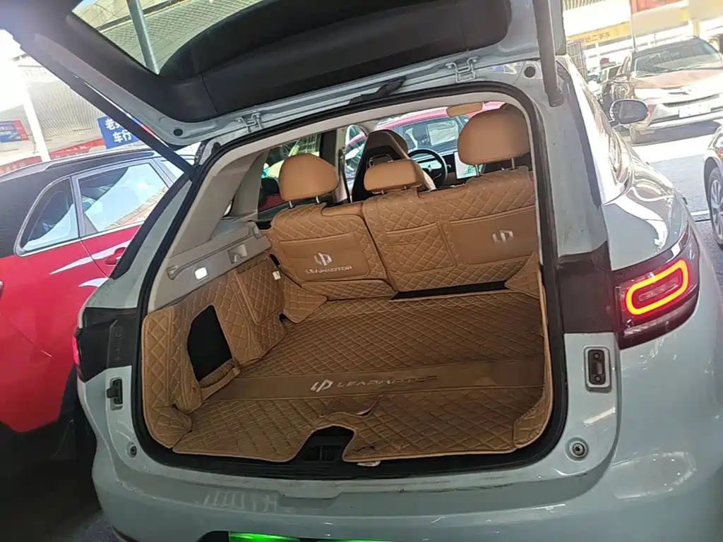 Leapmotor Leapmotor C11 — миниатюра 19