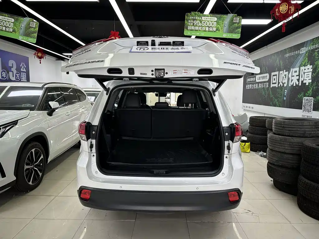 Toyota Highlander — миниатюра 19