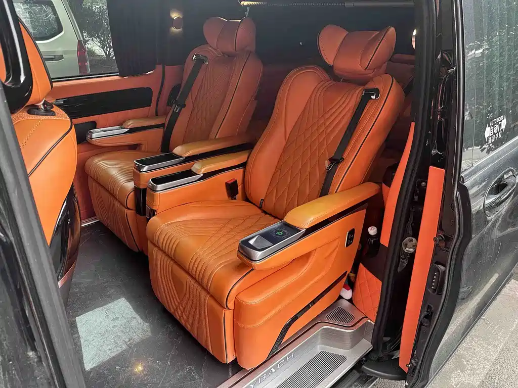 Mercedes-Benz Vito 2021 2.0T 7 мест
