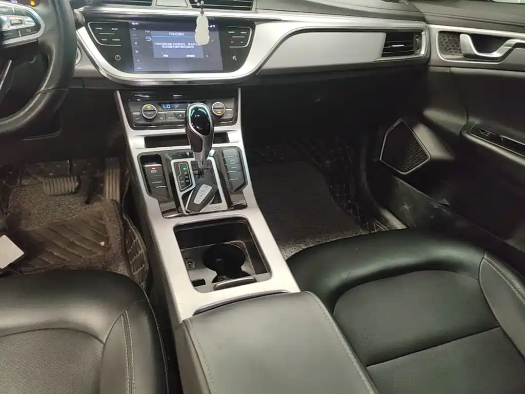 Geely Emgrand GL — миниатюра 14