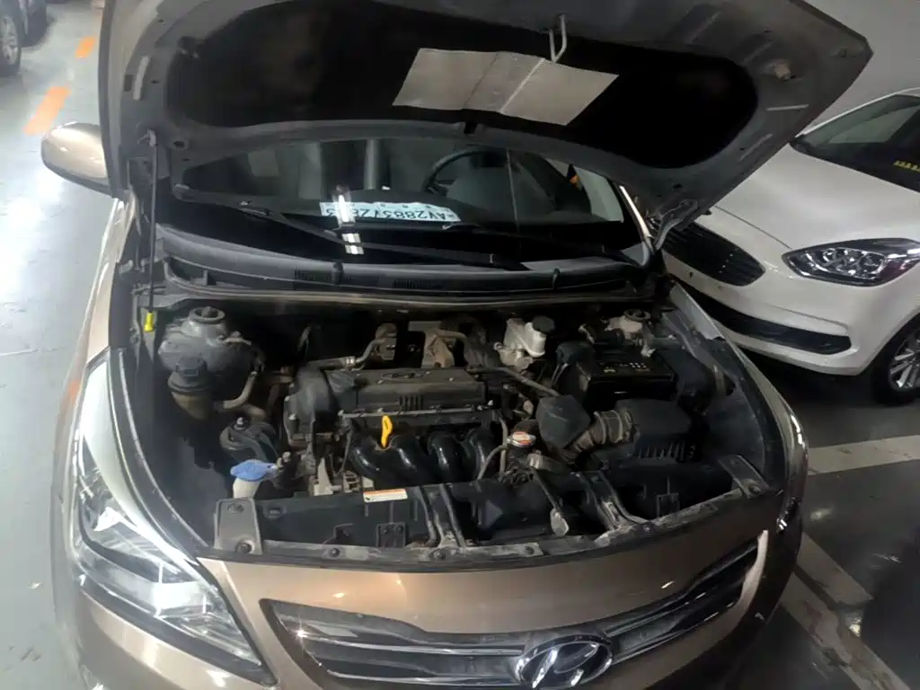 Hyundai Verna — миниатюра 20