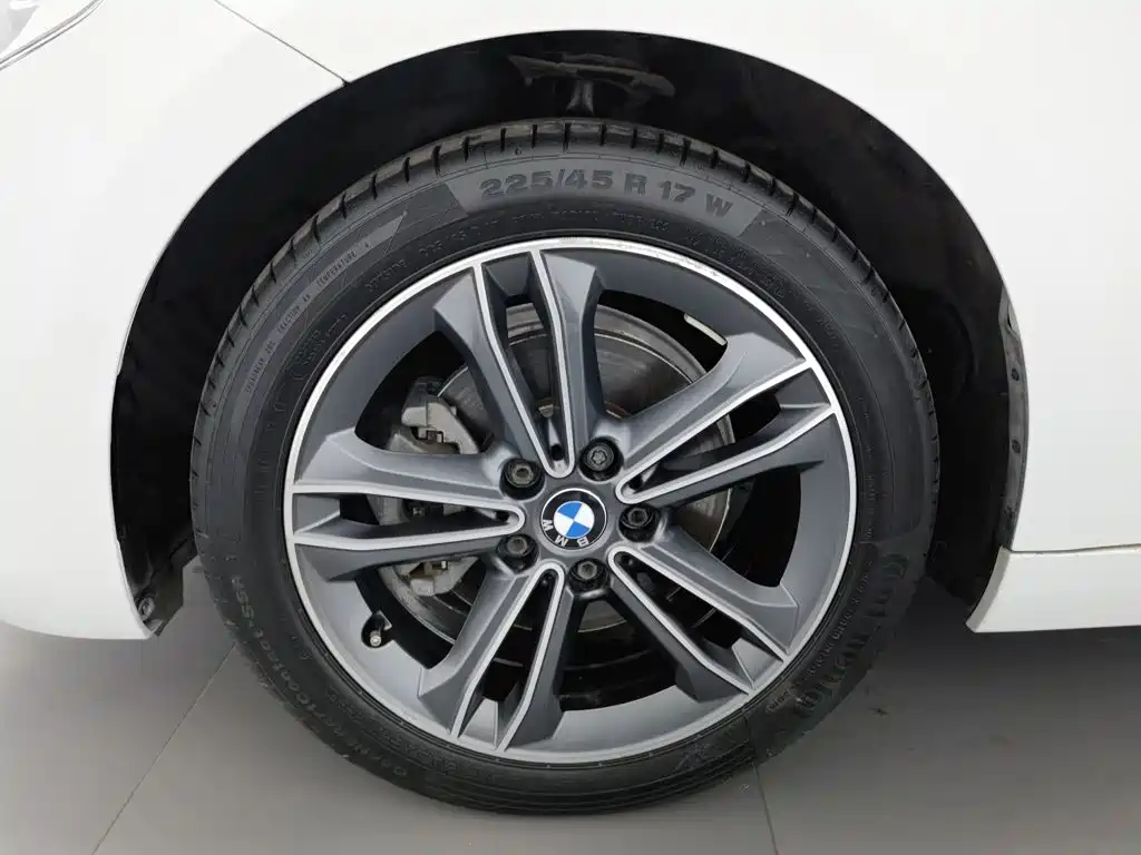 BMW 1 Series — миниатюра 17