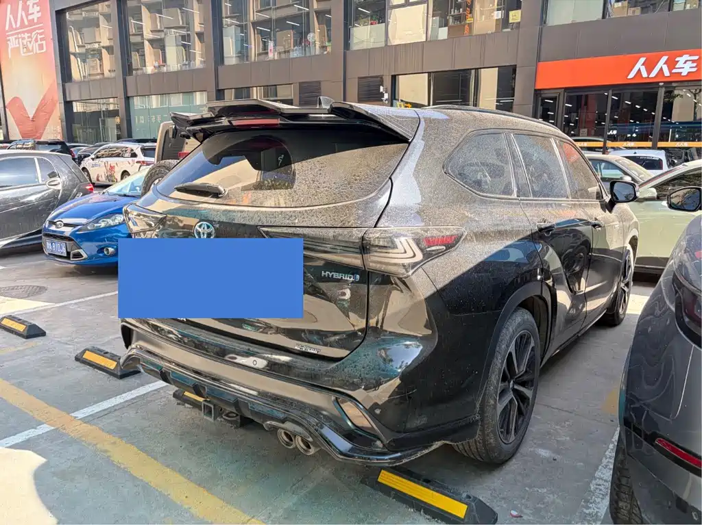 Toyota Crown Kluger — миниатюра 15