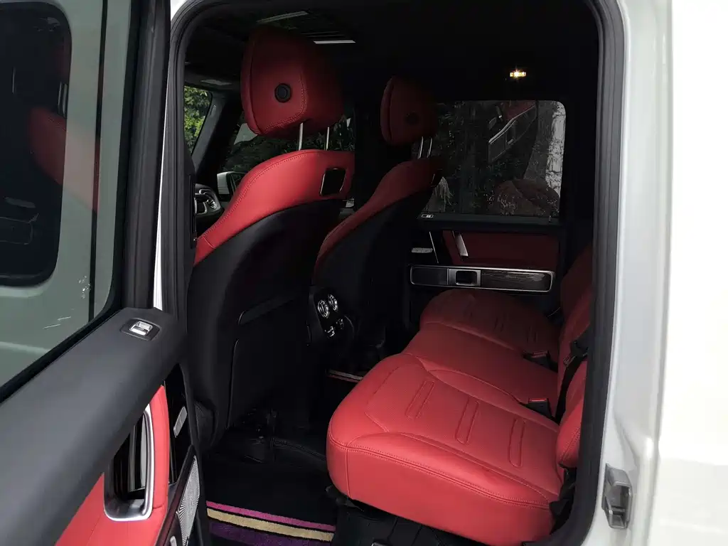 Mercedes-Benz G-Class — миниатюра 6