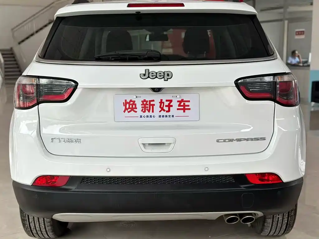 Jeep Compass — миниатюра 5