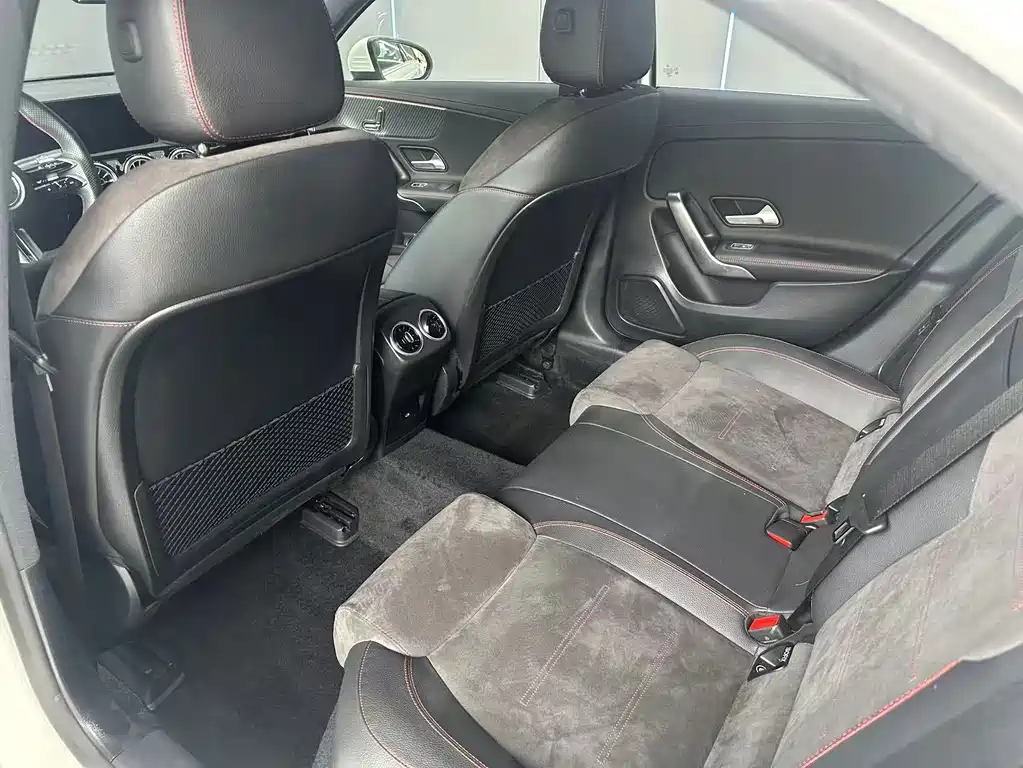 Mercedes-Benz A-Class A 2023 A 200 L Fashion