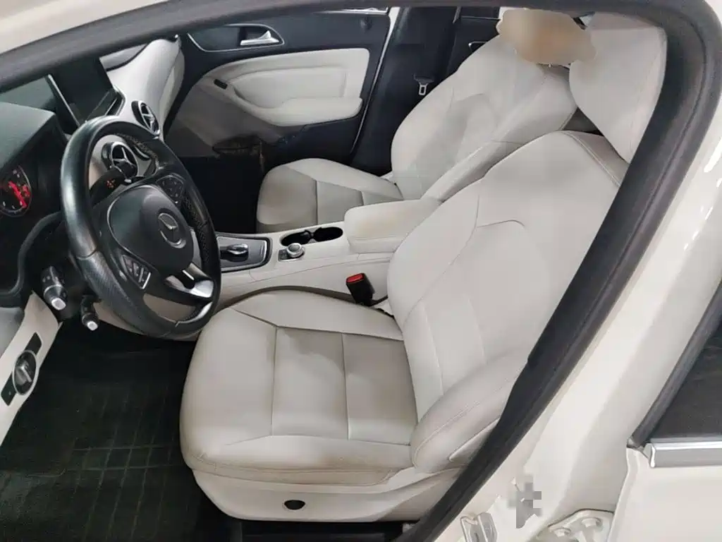 Mercedes-Benz B-Class — миниатюра 20