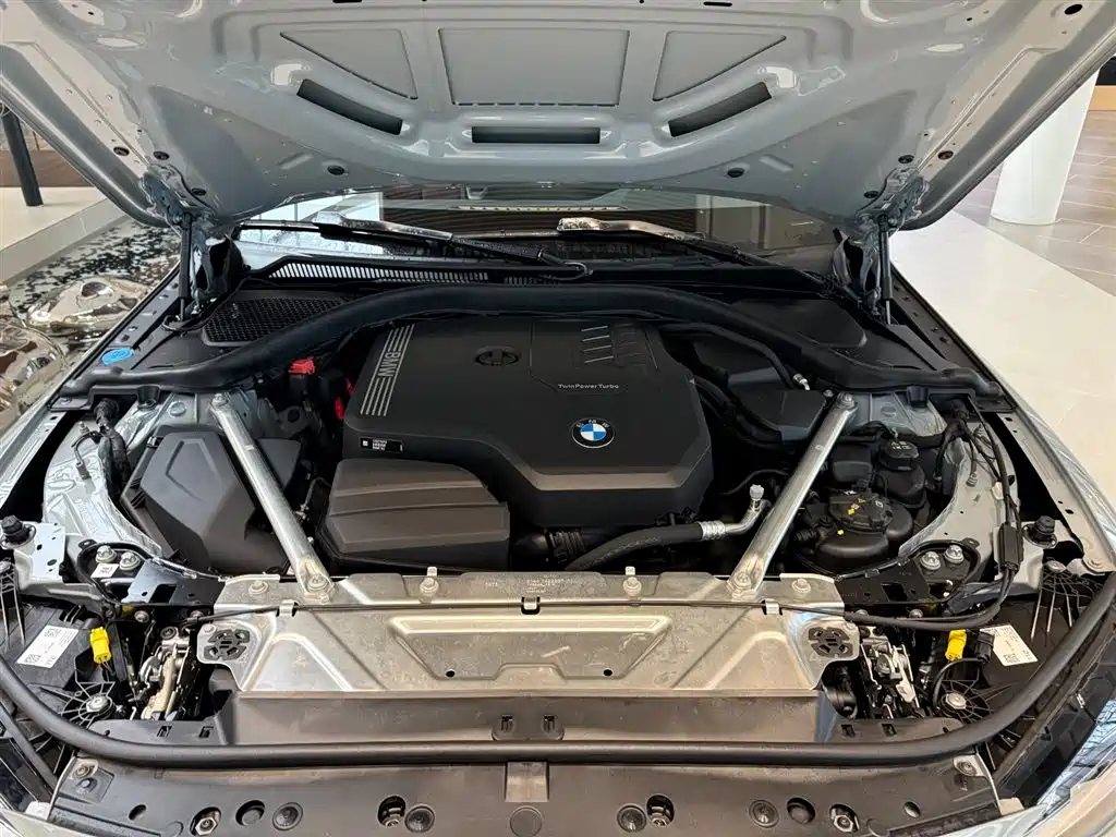 BMW 4 Series — миниатюра 14