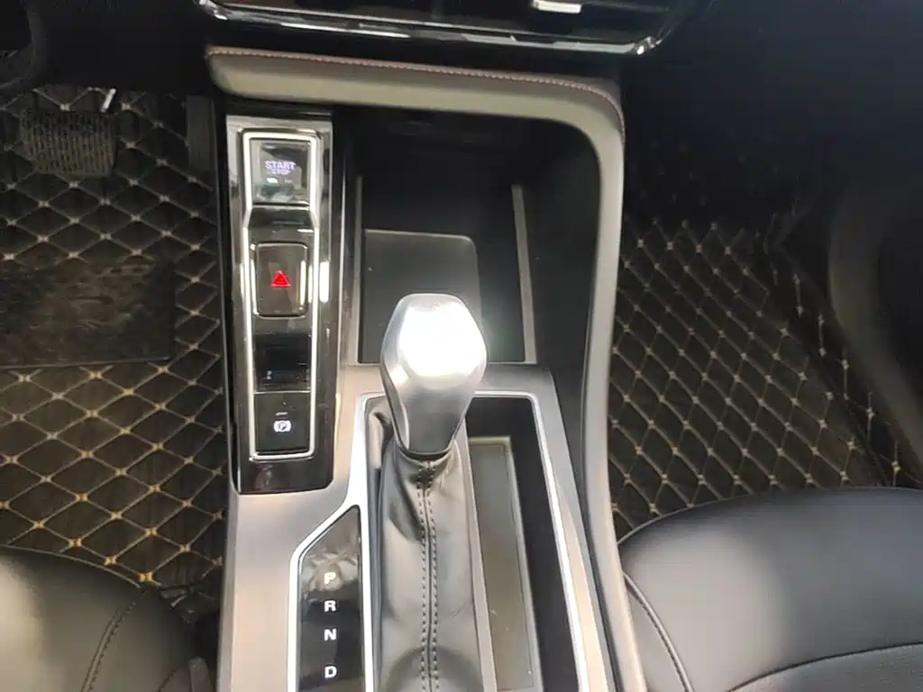 Roewe i5 — миниатюра 14