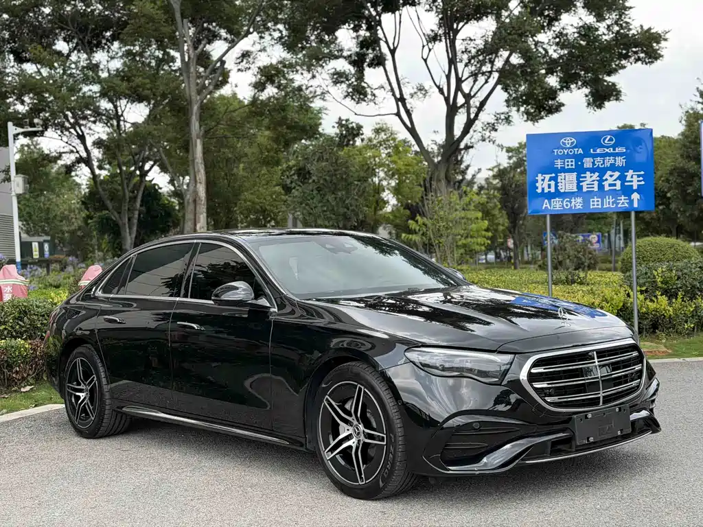 Mercedes-Benz E-Class — миниатюра 3