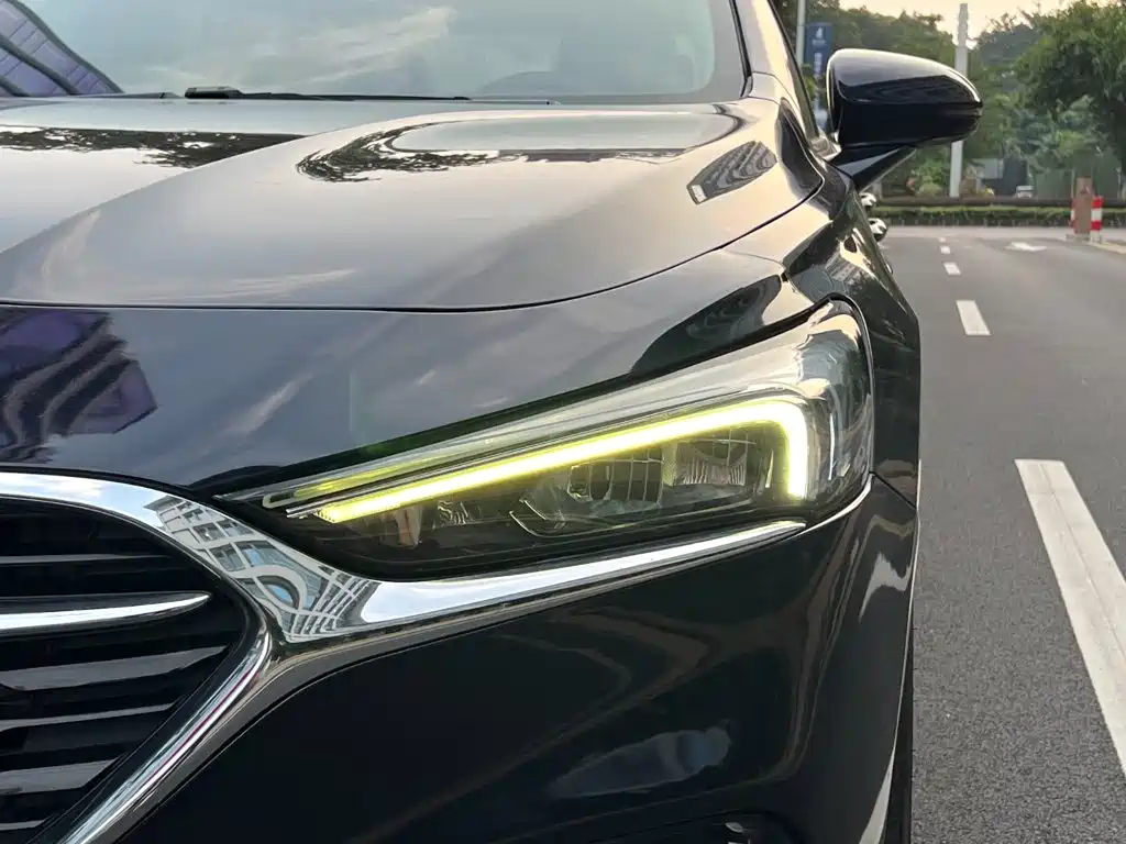 Buick LaCrosse — миниатюра 28