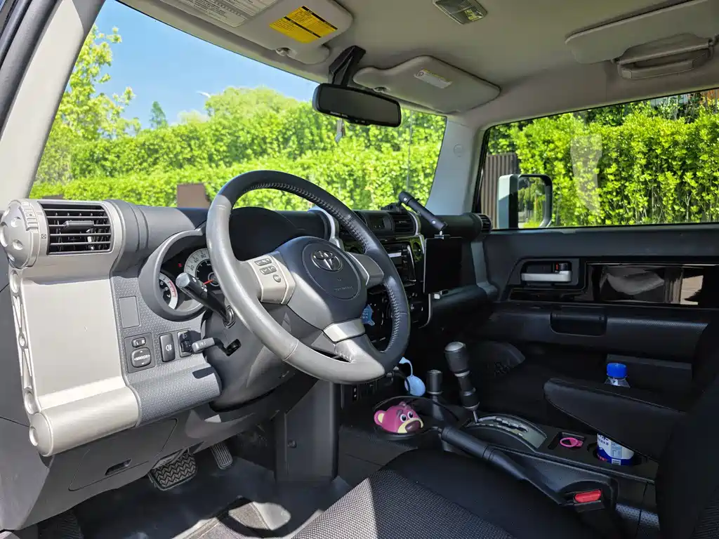 Toyota FJ Cruiser FJ 2011 4.0L
