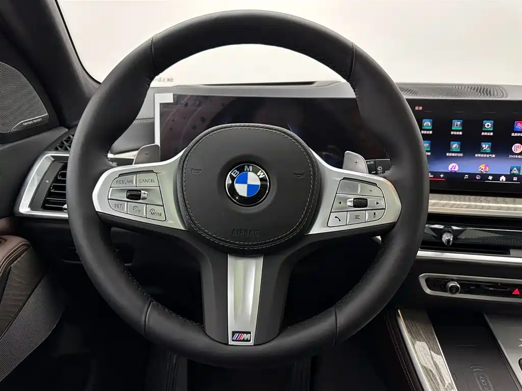 BMW X5 2026 xDrive 40Li M Sport