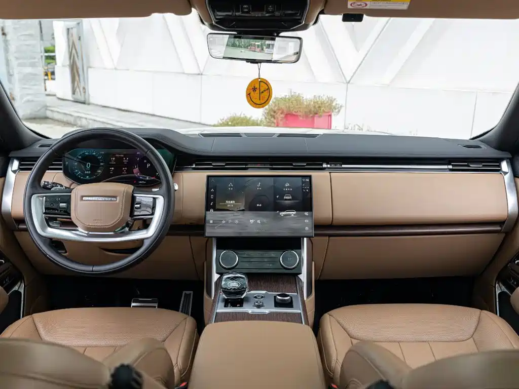 Land Rover Range Rover — миниатюра 10