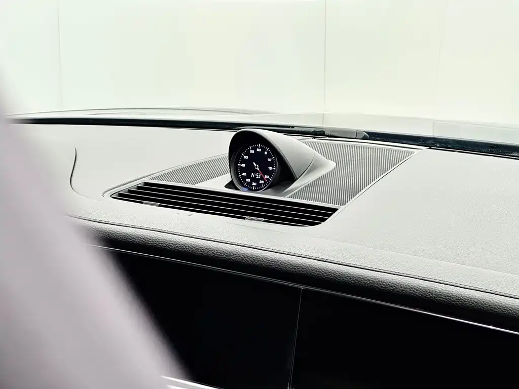 Porsche Panamera — миниатюра 19