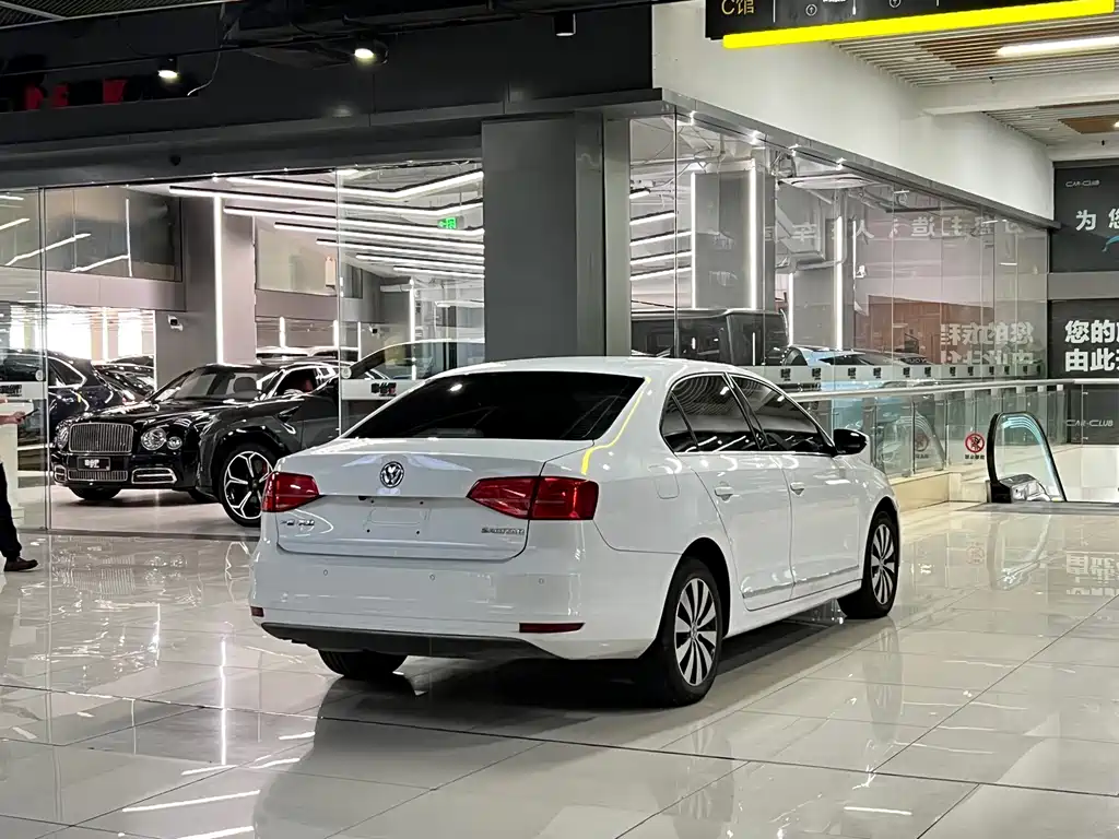 Volkswagen Sagitar — миниатюра 11